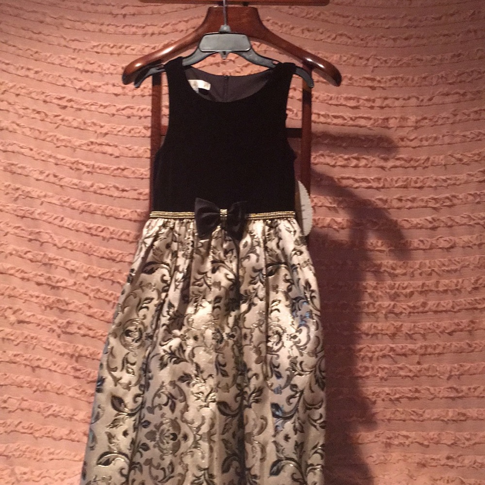 Girls black velvet and floral gold dress